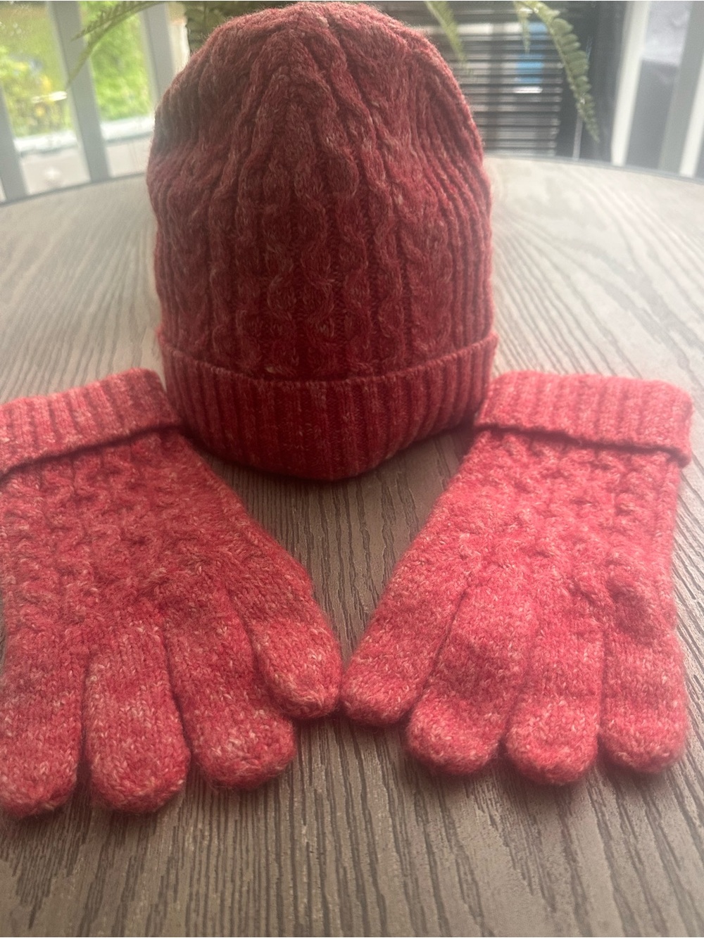 L L Bean Heritage Cable Winter Hat & Glove Set Wool Blend Red Heather